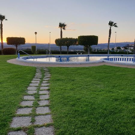 Mediterraneamente Soleado 산타 폴라 외부 사진
